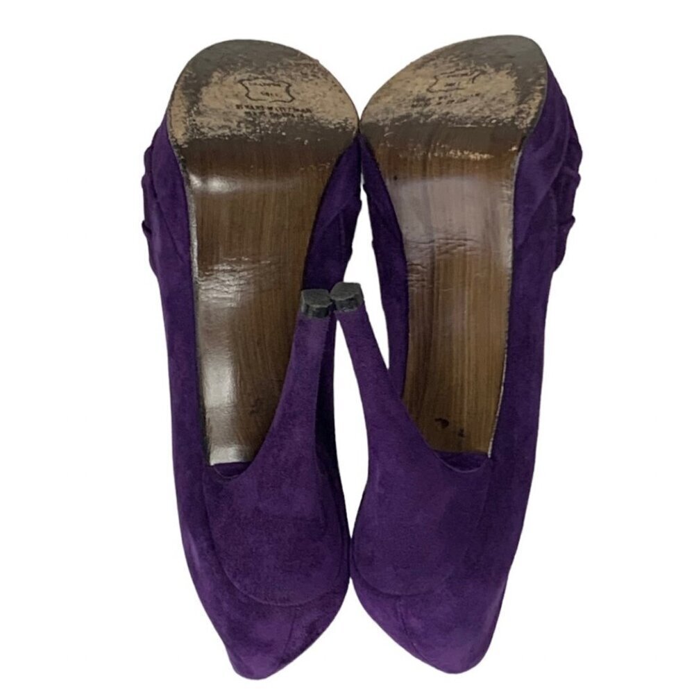 Stuart Weitzman Purple Suede Peep-Toe Heels - Picture 11 of 15